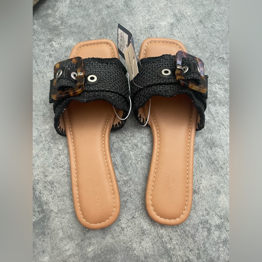 Target Exclusive - Chrissy Slide Sandals by Universal Thread in Black NWT - Picture 5 of 7